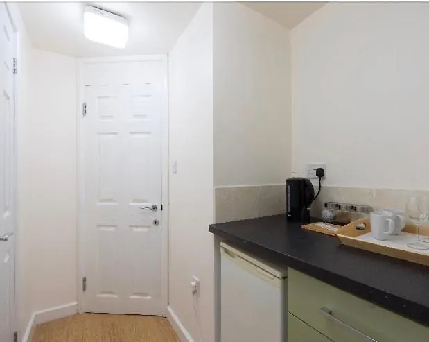 Alexandra Annexe Apartment Bath